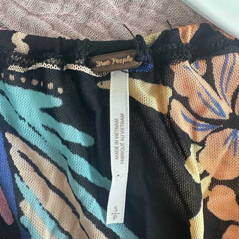 Free People Of Paradise Bell Sleeve Top - Picture 6 of 6